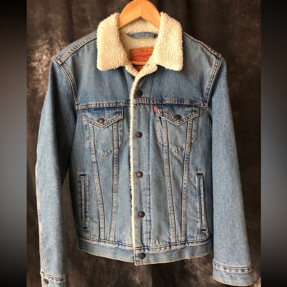 Levi's Men's Light Blue Sherpa-Lined Denim Jacket Size Small